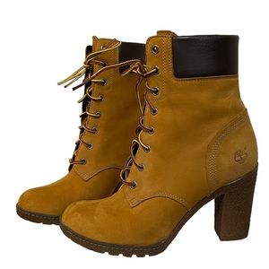 Timberland heeled booties size 7